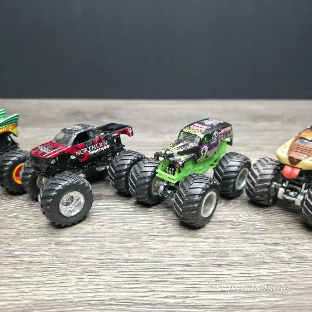 Hot Wheels Monster Jam Trucks - Set Of 5 - Grave Digger, Taz,‎ Mutt, Reptile, +